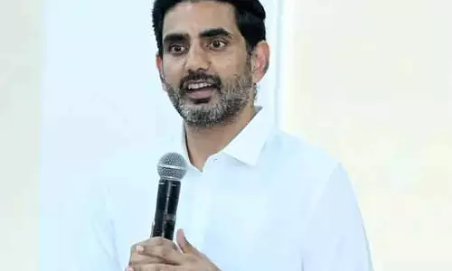 Andhra : हाई कोर्ट ने शिक्षा मंत्री लोकेश की तारीफ़ की