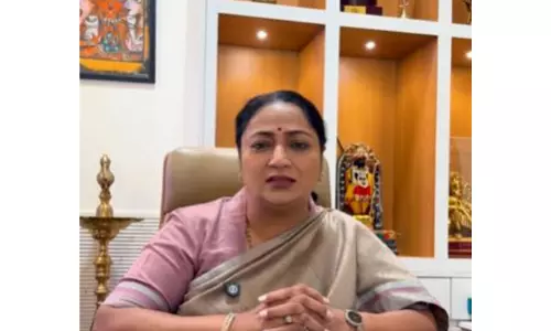 CM रेखा गुप्ता ने अरुणाचल प्रदेश की महिलाओं के प्रति दुर्व्यवहार के खिलाफ कार्रवाई का आश्वासन दिया CM रेखा गुप्ता ने अरुणाचल प्रदेश की महिलाओं के प्रति दुर्व्यवहार के खिलाफ कार्रवाई का आश्वासन दिया