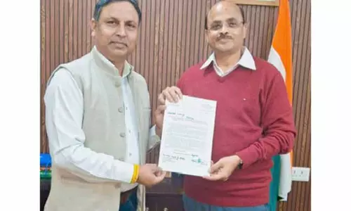 MLA ने कठुआ रेलवे स्टेशन का मुद्दा डीआरएम के समक्ष उठाया MLA ने कठुआ रेलवे स्टेशन का मुद्दा डीआरएम के समक्ष उठाया