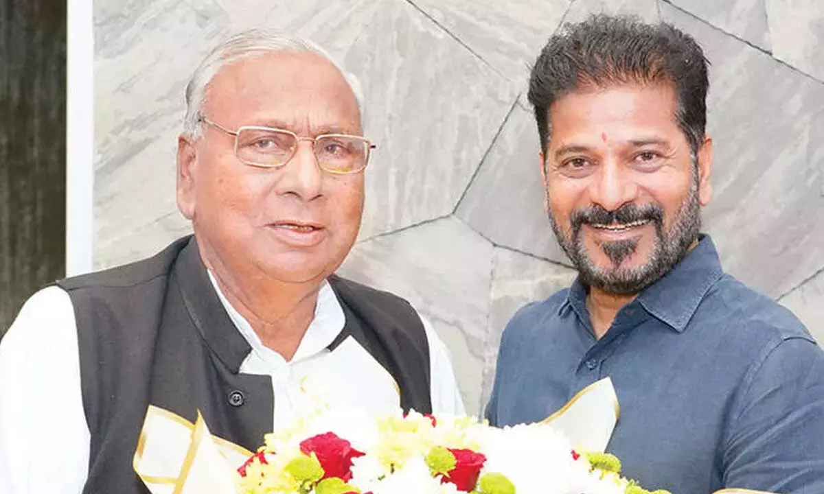 VH ने राज्यसभा सीट के लिए लॉबिंग तेज कर दी है