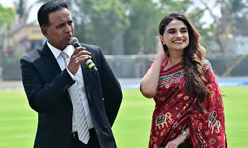 राजनगर के KSCA स्टेडियम में पवेलियन का नाम सुनील जोशी के नाम पर रखा गया राजनगर के KSCA स्टेडियम में पवेलियन का नाम सुनील जोशी के नाम पर रखा गया