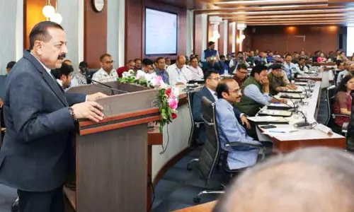 Dr. Jitendra ने गुवाहाटी ‘काउंसलिंग वर्कशॉप’ को संबोधित किया Dr. Jitendra ने गुवाहाटी ‘काउंसलिंग वर्कशॉप’ को संबोधित किया