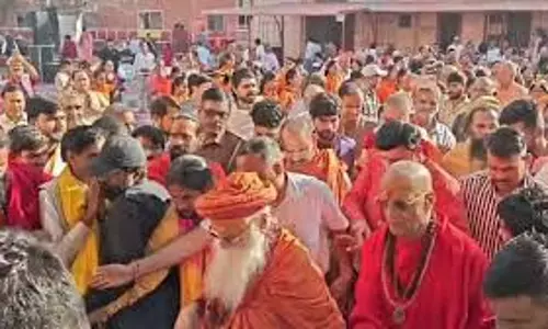 Bhilwara: भीलवाड़ा में संत दर्शन शोभायात्रा का आयोजन Bhilwara: भीलवाड़ा में संत दर्शन शोभायात्रा का आयोजन