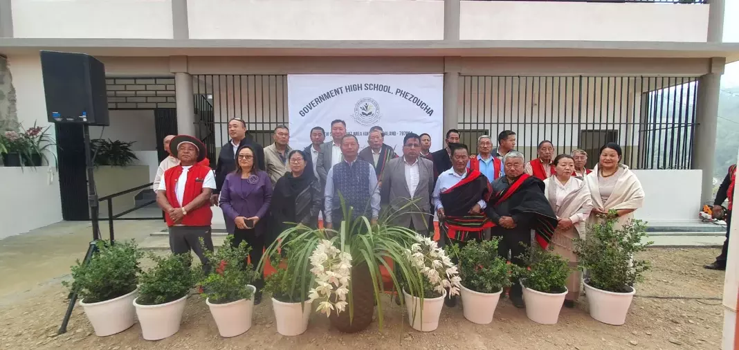 Kohima: डॉ. योमे ने अपग्रेडेड जीएचएस फेज़ौचा का उद्घाटन किया Kohima: डॉ. योमे ने अपग्रेडेड जीएचएस फेज़ौचा का उद्घाटन किया