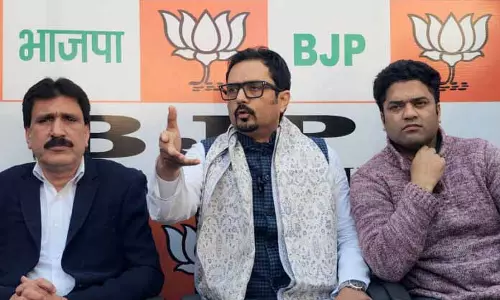 BJP ने एनसी-सरकार पर ग्रीन कवर की रक्षा करने में विफल रहने का आरोप लगाया BJP ने एनसी-सरकार पर ग्रीन कवर की रक्षा करने में विफल रहने का आरोप लगाया