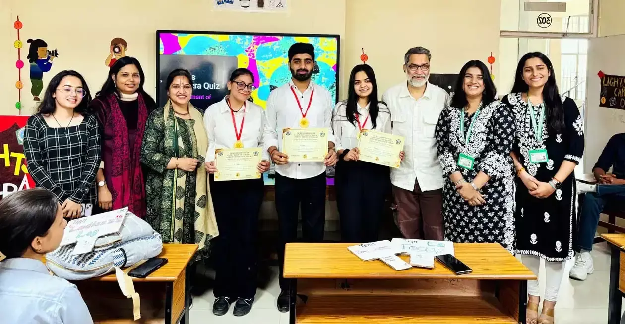 Hisar: हिसार में आयोजित कार्यक्रम में प्रो. योगेश चाबा का संबोधन Hisar: हिसार में आयोजित कार्यक्रम में प्रो. योगेश चाबा का संबोधन