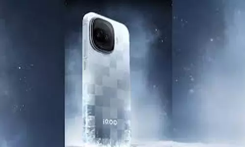 iQOO 15R 5G की लीक हुई प्राइसिंग, अगले सप्ताह होगा भारत में लॉन्च iQOO 15R 5G की लीक हुई प्राइसिंग, अगले सप्ताह होगा भारत में लॉन्च