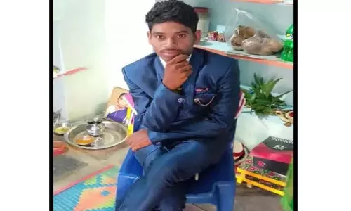 Tekulapalli रोड क्रैश में कोरसा रामबाबू की मौत Tekulapalli रोड क्रैश में कोरसा रामबाबू की मौत