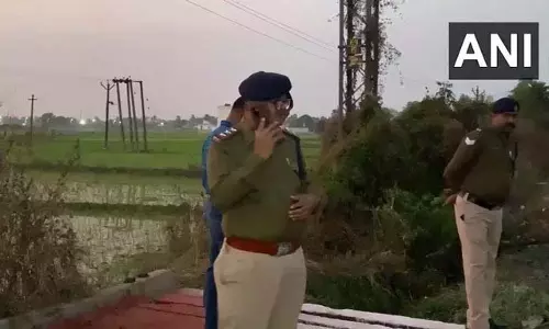 Birbhum में सैंथिया रेलवे स्टेशन के पास रेलवे ट्रैक पर बम की सूचना Birbhum में सैंथिया रेलवे स्टेशन के पास रेलवे ट्रैक पर बम की सूचना