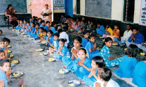 Chandigarh: हरियाणा में 14 लाख छात्रों को मिल रहा मिड डे मील