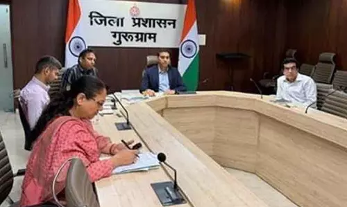 Gurgaon: नकल रोकने के लिए कड़े इंतजाम, डीसी खुद मैदान में Gurgaon: नकल रोकने के लिए कड़े इंतजाम, डीसी खुद मैदान में