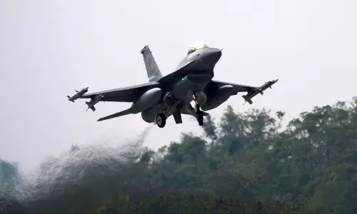 Taiwan ने अपने आसपास चीनी विमानों की 28 उड़ानें देखी