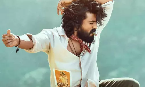 Ram Charan की ‘पेड्डी’ की रिलीज़ डेट पर संशय, अभी 25 वर्किंग डेज़ बाकी Ram Charan की ‘पेड्डी’ की रिलीज़ डेट पर संशय, अभी 25 वर्किंग डेज़ बाकी