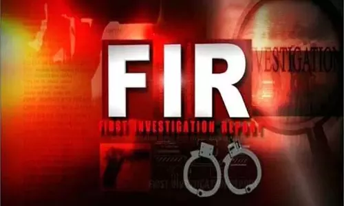 शराब पीकर बुजुर्ग महिला से बदसलूकी, रेलवे ने दो युवकों के खिलाफ FIR दर्ज शराब पीकर बुजुर्ग महिला से बदसलूकी, रेलवे ने दो युवकों के खिलाफ FIR दर्ज