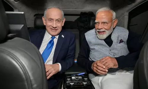 PM Modi ने कनेस्सेट में तकनीकी प्रदर्शनी का किया दौरा