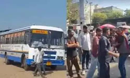 Jaipur: प्राइवेट बस हड़ताल दूसरे दिन भी जारी Jaipur: प्राइवेट बस हड़ताल दूसरे दिन भी जारी
