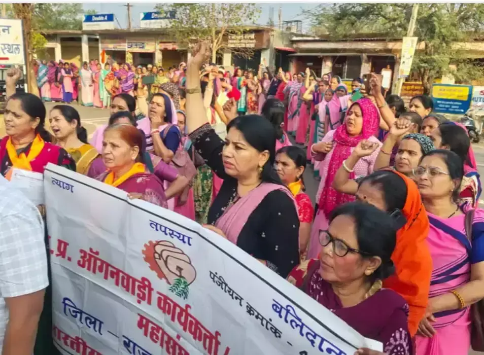 Rajgarh: आंगनबाड़ी कर्मियों का प्रतिनिधिमंडल सक्रिय