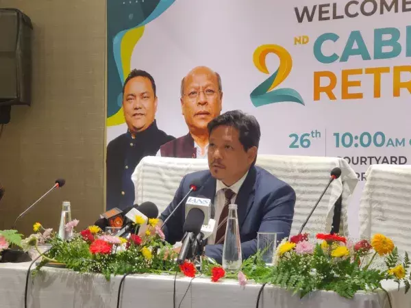 Meghalaya : CM ने दिल्ली में अरुणाचल के किराएदारों के खिलाफ नस्लभेदी गालियों की निंदा Meghalaya : CM ने दिल्ली में अरुणाचल के किराएदारों के खिलाफ नस्लभेदी गालियों की निंदा