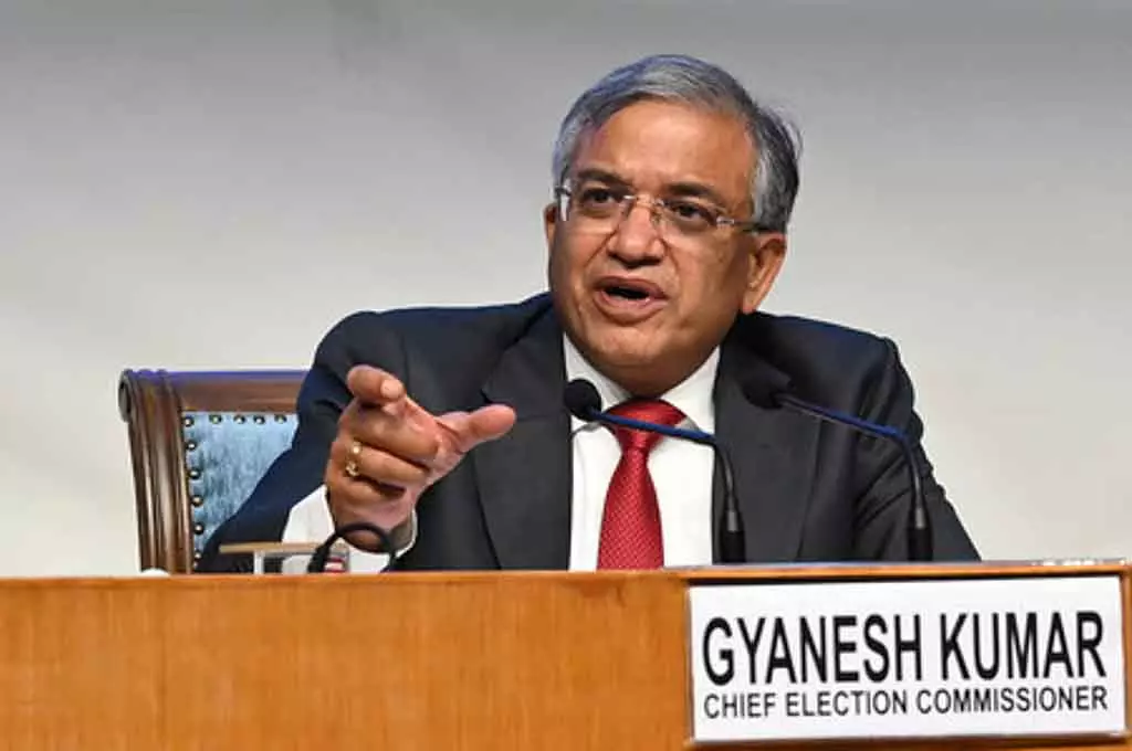 India के मुख्य चुनाव आयुक्त कल तमिलनाडु का दौरा करेंगे India के मुख्य चुनाव आयुक्त कल तमिलनाडु का दौरा करेंगे