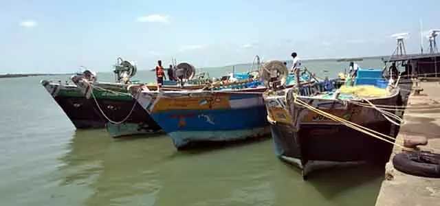 Sri Lankan की अदालत ने पंबन के 12 मछुआरों को 10 मार्च तक न्यायिक हिरासत में भेजने का आदेश दिया Sri Lankan की अदालत ने पंबन के 12 मछुआरों को 10 मार्च तक न्यायिक हिरासत में भेजने का आदेश दिया