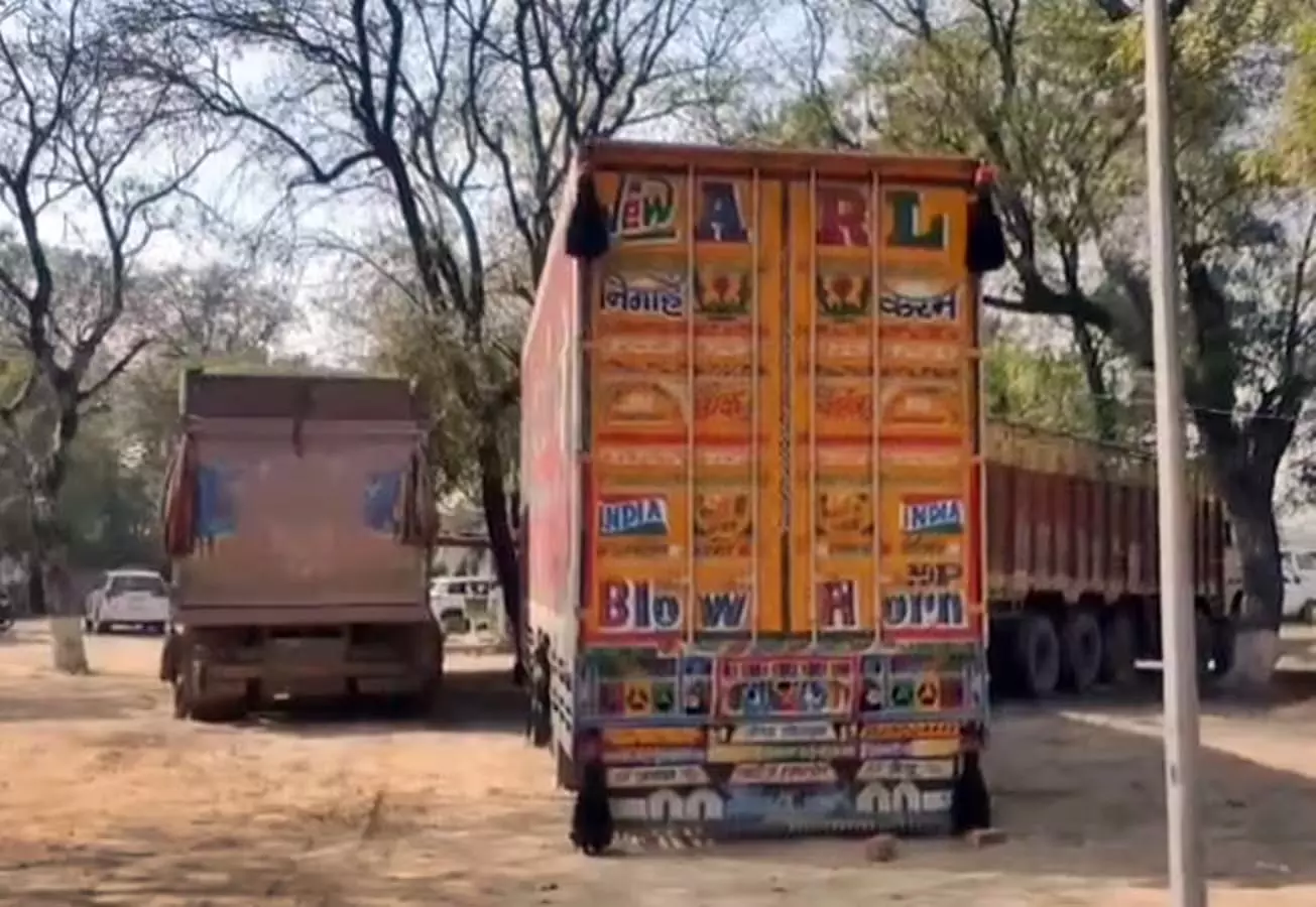 Nuh: आबकारी विभाग की कार्रवाई, नकली सिगरेट से भरा ट्रक जब्त Nuh: आबकारी विभाग की कार्रवाई, नकली सिगरेट से भरा ट्रक जब्त