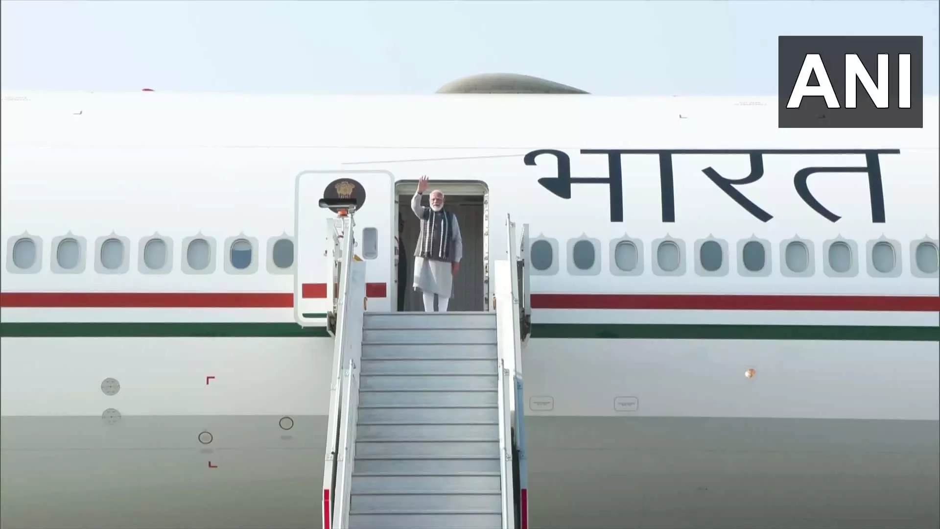 पीएम मोदी ने कहा, दो दिवसीय राजकीय यात्रा इजरायल-भारत के बीच स्थायी संबंधों को करेगी और मजबूत पीएम मोदी ने कहा, दो दिवसीय राजकीय यात्रा इजरायल-भारत के बीच स्थायी संबंधों को करेगी और मजबूत