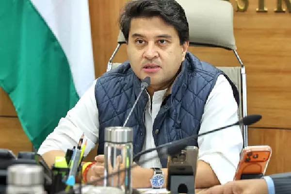 North-East के नागरिकों पर हमले का मामला: सिंधिया ने कड़ी कार्रवाई की मांग उठाई North-East के नागरिकों पर हमले का मामला: सिंधिया ने कड़ी कार्रवाई की मांग उठाई