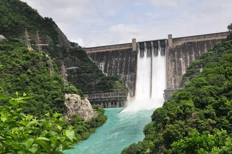 Bhakra Dam का झुकाव डिज़ाइन लिमिट से ज़्यादा, सुरक्षा रिव्यू की योजना Bhakra Dam का झुकाव डिज़ाइन लिमिट से ज़्यादा, सुरक्षा रिव्यू की योजना
