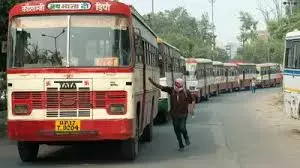Lucknow: होली पर अतिरिक्त बसों की व्यवस्था, बस संचालन में विस्तार Lucknow: होली पर अतिरिक्त बसों की व्यवस्था, बस संचालन में विस्तार