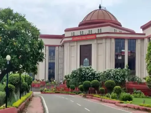 ई-मेल भेजकर छत्तीसगढ़ हाईकोर्ट को बम से उड़ाने की धमकी ई-मेल भेजकर छत्तीसगढ़ हाईकोर्ट को बम से उड़ाने की धमकी