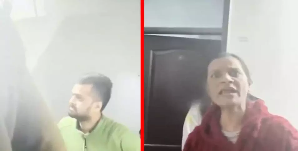 लड़कियों से नस्लीय दुर्व्यवहार का मामला, पुलिस ने आरोपी दंपति को किया गिरफ्तार लड़कियों से नस्लीय दुर्व्यवहार का मामला, पुलिस ने आरोपी दंपति को किया गिरफ्तार
