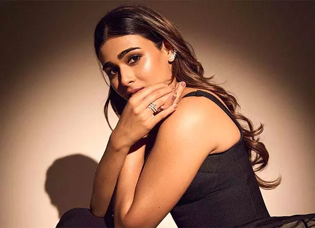 Shalini Pandey कहती हैं कि सोलो ट्रैवल ने उन्हें “खुद को बेहतर तरीके से जानने” में मदद की Shalini Pandey कहती हैं कि सोलो ट्रैवल ने उन्हें “खुद को बेहतर तरीके से जानने” में मदद की