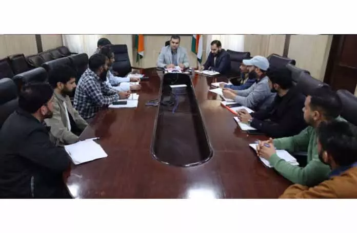 DC Ramban ने बिजली क्षेत्र की योजनाओं की प्रगति की समीक्षा की DC Ramban ने बिजली क्षेत्र की योजनाओं की प्रगति की समीक्षा की