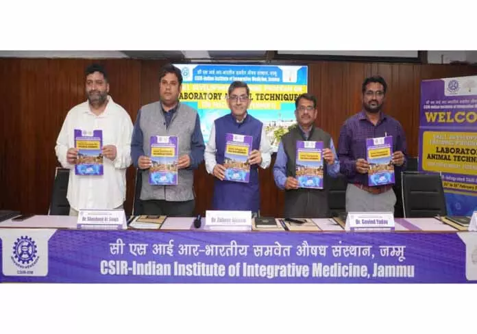 IIIM ने प्रीक्लिनिकल एक्सपेरिमेंट के लिए लैबोरेटरी एनिमल टेक्नीक पर SDP होस्ट किया IIIM ने प्रीक्लिनिकल एक्सपेरिमेंट के लिए लैबोरेटरी एनिमल टेक्नीक पर SDP होस्ट किया
