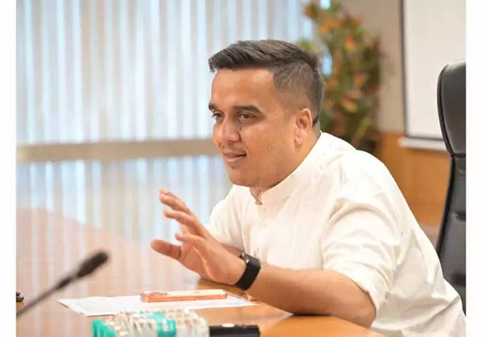 गुजरात में अंतरराष्ट्रीय सीमा पर चुनौतियां जम्मू-कश्मीर से अलग नहीं: Sanghvi गुजरात में अंतरराष्ट्रीय सीमा पर चुनौतियां जम्मू-कश्मीर से अलग नहीं: Sanghvi