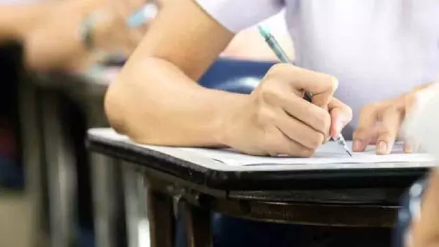 Rajouri: NEET तैयारी कर रहे छात्रों के लिए राहत Rajouri: NEET तैयारी कर रहे छात्रों के लिए राहत
