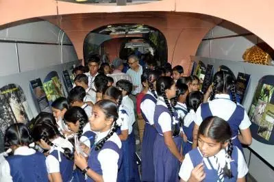 Board की परीक्षाएं कल से शुरू: 16.63 लाख छात्र देंगे पेपर, मंत्री वघानी ने दी शुभकामनाएं Board की परीक्षाएं कल से शुरू: 16.63 लाख छात्र देंगे पेपर, मंत्री वघानी ने दी शुभकामनाएं
