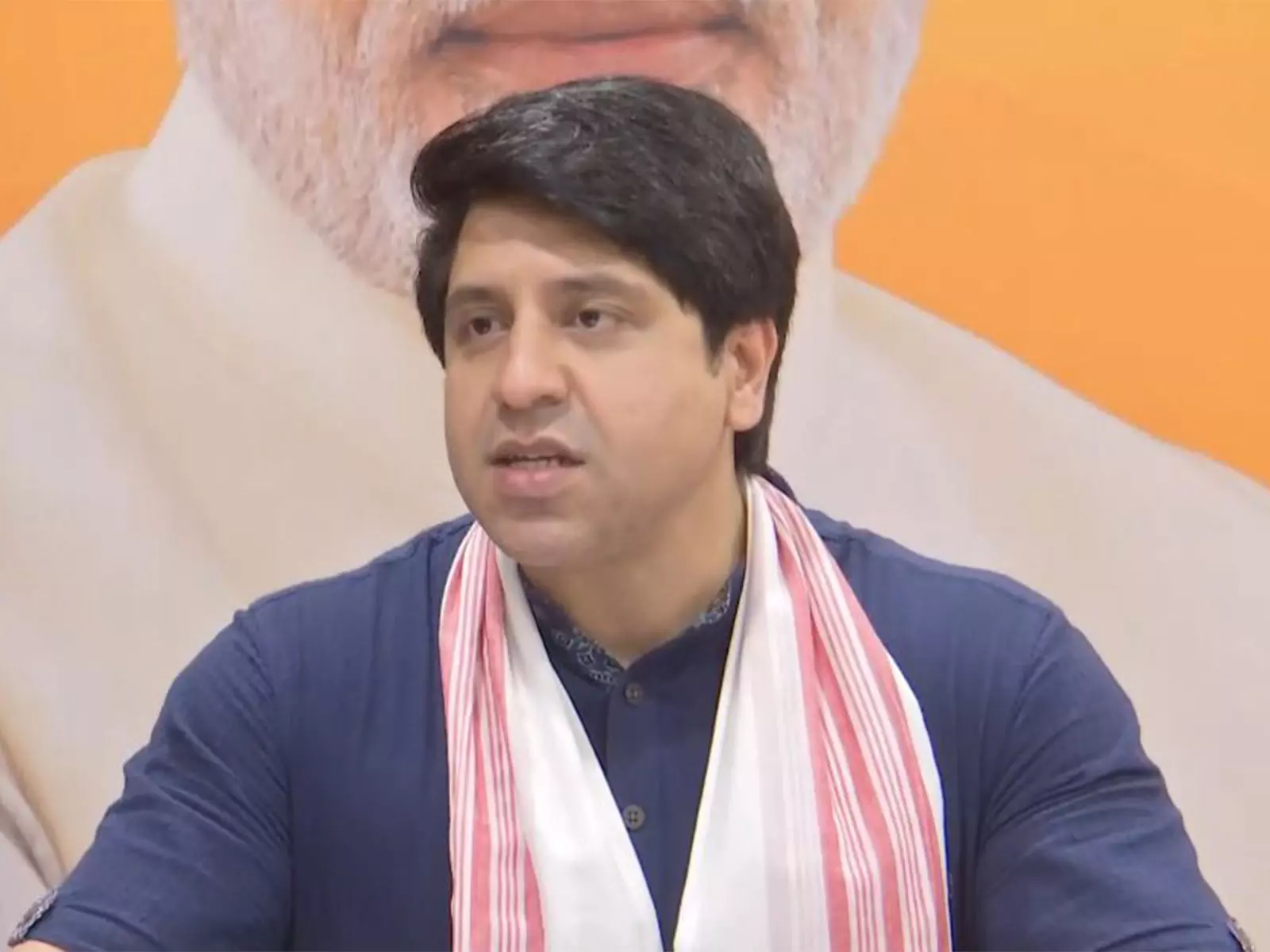 शहजाद पूनावाला ने AI शिखर सम्मेलन में शर्टलेस विरोध पर पार्टी की आलोचना की शहजाद पूनावाला ने AI शिखर सम्मेलन में शर्टलेस विरोध पर पार्टी की आलोचना की