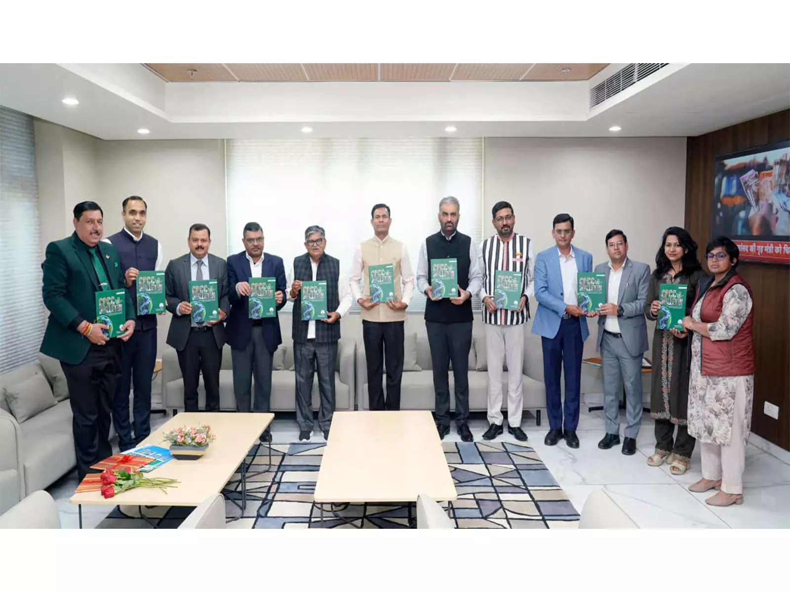 Chandigarh के प्रशासक ने नागरिक हितैषी पर्यावरण स्थिति रिपोर्ट का किया शुभारंभ Chandigarh के प्रशासक ने नागरिक हितैषी पर्यावरण स्थिति रिपोर्ट का किया शुभारंभ
