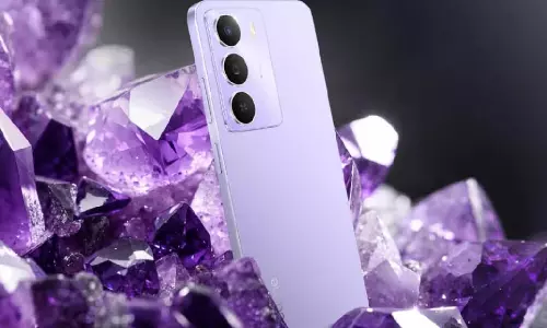 Realme C83 5G : 7000mAh टाइटन बैटरी, 144Hz डिस्प्ले और ArmorShell प्रोटेक्शन के साथ लॉन्च को तैयार Realme C83 5G : 7000mAh टाइटन बैटरी, 144Hz डिस्प्ले और ArmorShell प्रोटेक्शन के साथ लॉन्च को तैयार