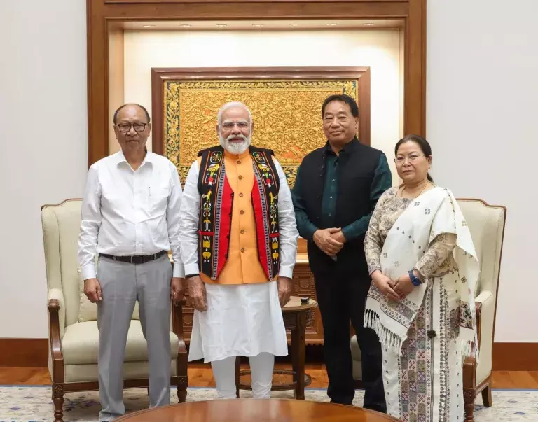 Manipur के CM और डिप्टी CM ने नई दिल्ली में PM मोदी से मुलाकात की