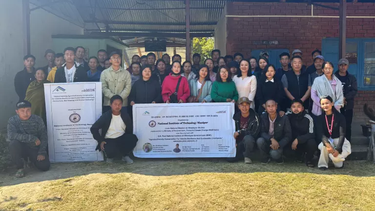 NIT Manipur ने नागालैंड में मधुमक्खी पालन और फूलों की खेती की ट्रेनिंग दी NIT Manipur ने नागालैंड में मधुमक्खी पालन और फूलों की खेती की ट्रेनिंग दी