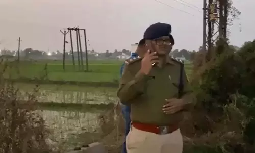 ट्रेन गुजरने ही वाली थी और मिली रेल पटरी में बम होने की धमकी, हड़कंप ट्रेन गुजरने ही वाली थी और मिली रेल पटरी में बम होने की धमकी, हड़कंप