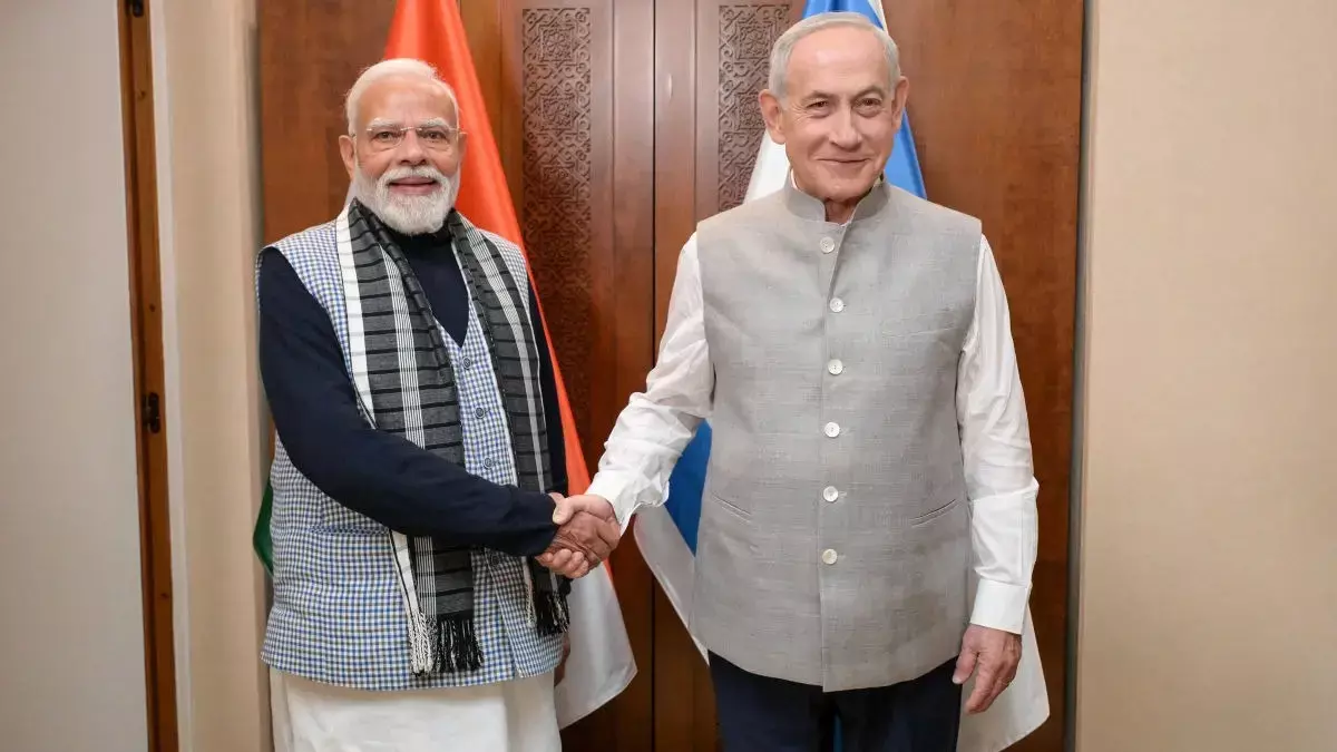 Netanyahu ने PM मोदी के साथ डिनर से पहले पारंपरिक भारतीय पोशाक पहनी