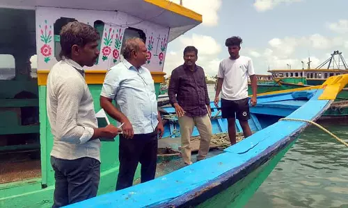 Katchatheevu एंथोनी मंदिर उत्सव: भक्तों को ले जा रही नावों का निरीक्षण