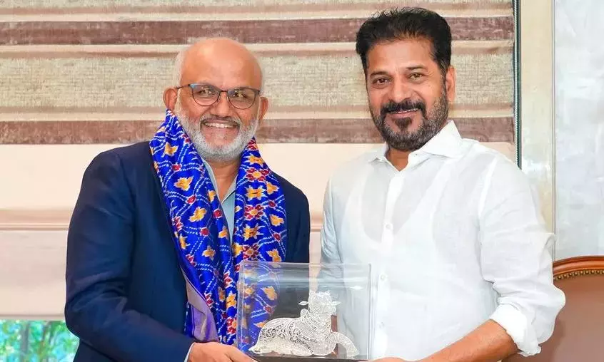 Telangana: रेवंत ने ग्लोबल इन्वेस्टमेंट पर ज़ोर दिया Telangana: रेवंत ने ग्लोबल इन्वेस्टमेंट पर ज़ोर दिया