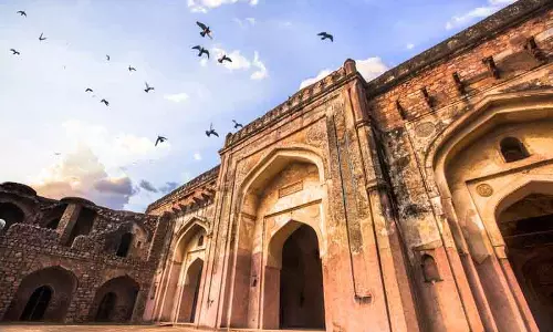 केरल का नाम बदलने के बाद Delhi को इंद्रप्रस्थ बनाने की मांग फिर उठी केरल का नाम बदलने के बाद Delhi को इंद्रप्रस्थ बनाने की मांग फिर उठी