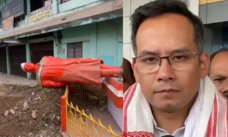 Assam: कछार में जवाहरलाल नेहरू की मूर्ति उखाड़ी गई; कांग्रेस ने सरकार की निंदा की Assam: कछार में जवाहरलाल नेहरू की मूर्ति उखाड़ी गई; कांग्रेस ने सरकार की निंदा की