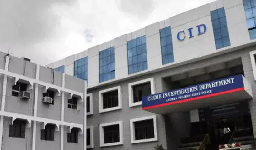 फाल्कन ग्रुप के COO को 792 करोड़ रुपये के डिपॉजिट फ्रॉड में गिरफ्तार किया गया फाल्कन ग्रुप के COO को 792 करोड़ रुपये के डिपॉजिट फ्रॉड में गिरफ्तार किया गया