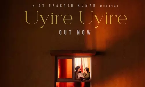 Karthi ने सेल्वाराघवन के मेंटल मनाधिल का पहला सिंगल उइरे उइरे रिलीज़ किया Karthi ने सेल्वाराघवन के मेंटल मनाधिल का पहला सिंगल उइरे उइरे रिलीज़ किया